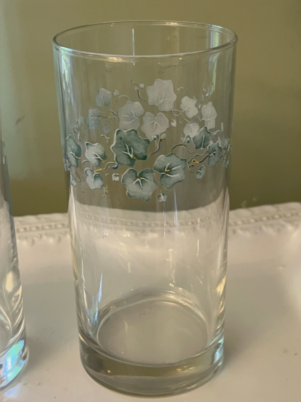 Vintage Corelle Callaway 16oz Cooler Glasses Green Ivy-Set of 2 - Picture 2 of 4